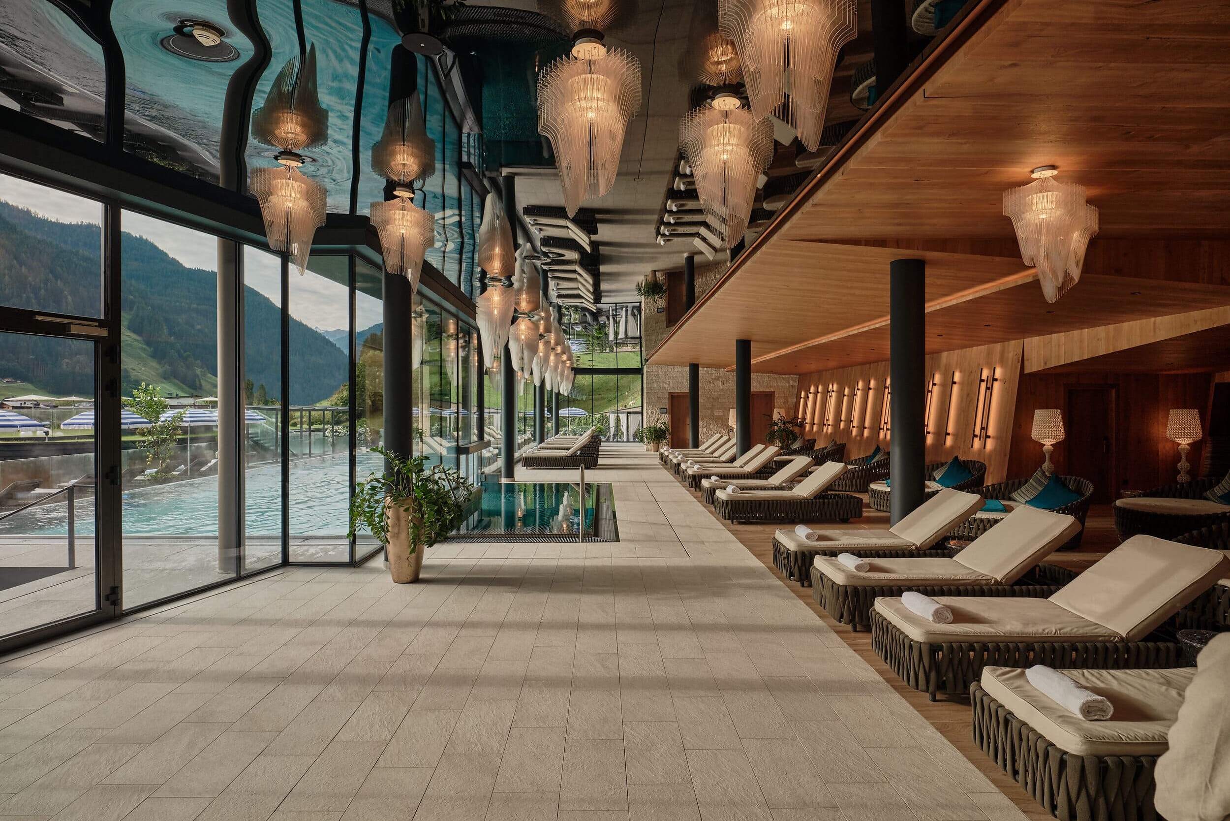 Wellnesshotel Salzburger Land, Österreich mit 25 Meter Sportbecken & Ruheräumen