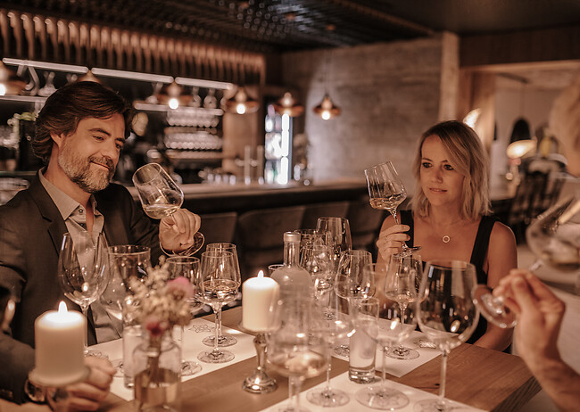 [Translate to Englisch:] Weintasting in Salzburg