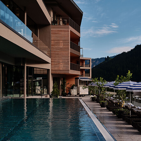 Yoga Hotel in der Nähe von Salzburg mit Wellness und Pool