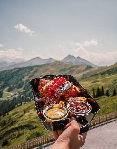Kaiserschmarrn auf der Hütte Sky Lounge Wolke 7 Großarl