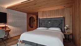 Double Room Deluxe