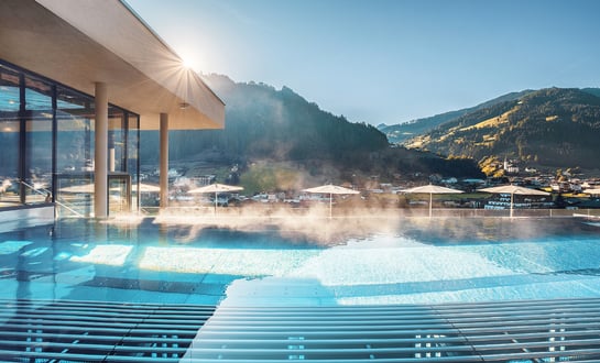 Wasserwelten im Spa Hotel DAS EDELWEISS Salzburg Mountain Resort